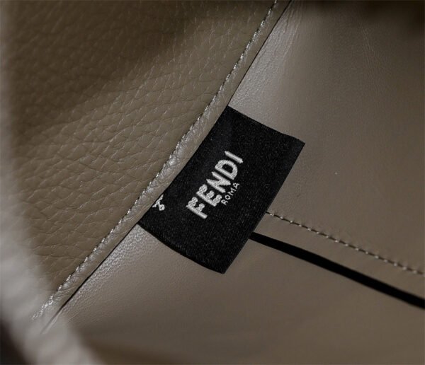 By The Way Selleria Medium