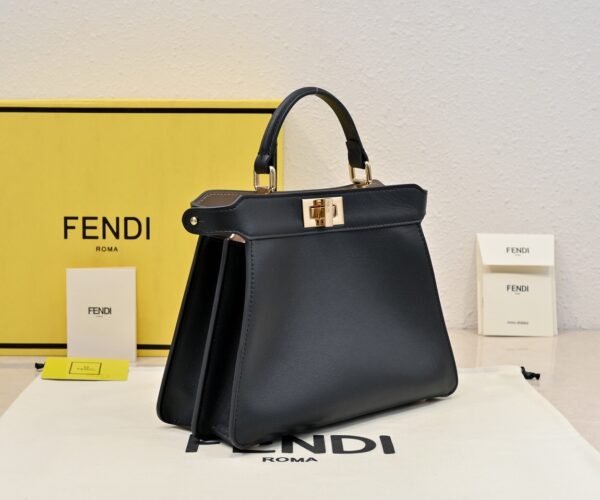 Peekaboo ISeeU Small