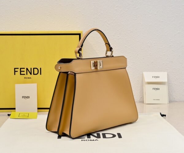 Peekaboo ISeeU Small