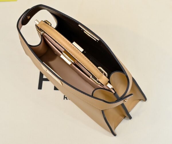 Peekaboo ISeeU Small