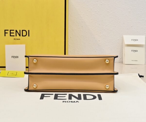 Peekaboo ISeeU Small