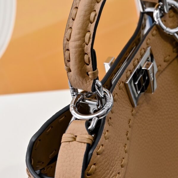 Peekaboo ISeeU Small