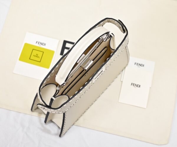 Peekaboo ISeeU Small