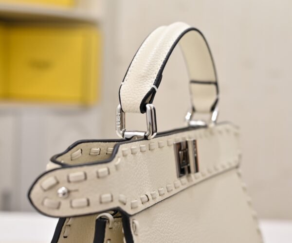 Peekaboo ISeeU Small