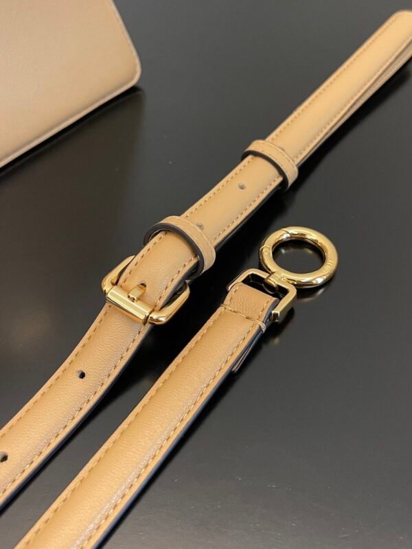 Peekaboo ISeeU Petite