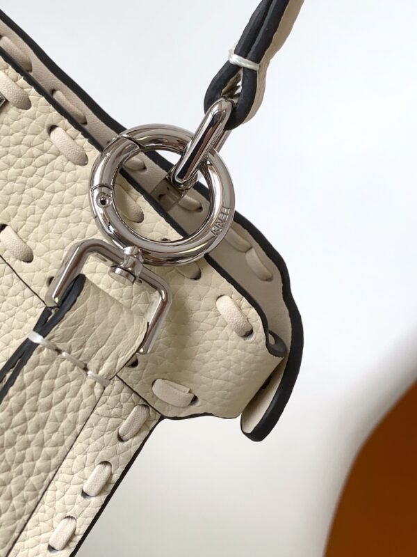 Peekaboo ISeeU Petite