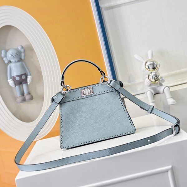 Peekaboo ISeeU Petite