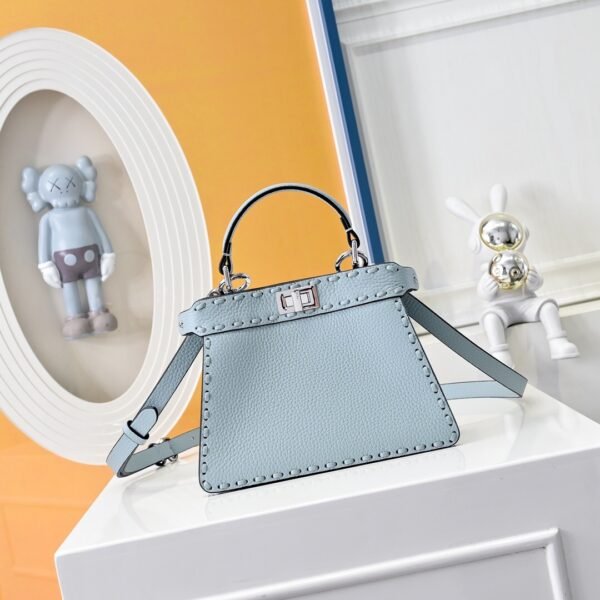 Peekaboo ISeeU Petite