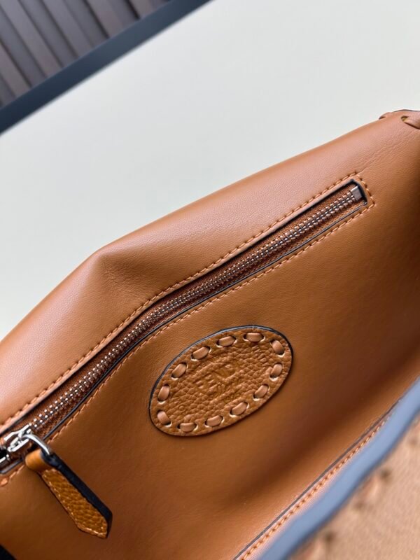 Baguette Cuoio Romano