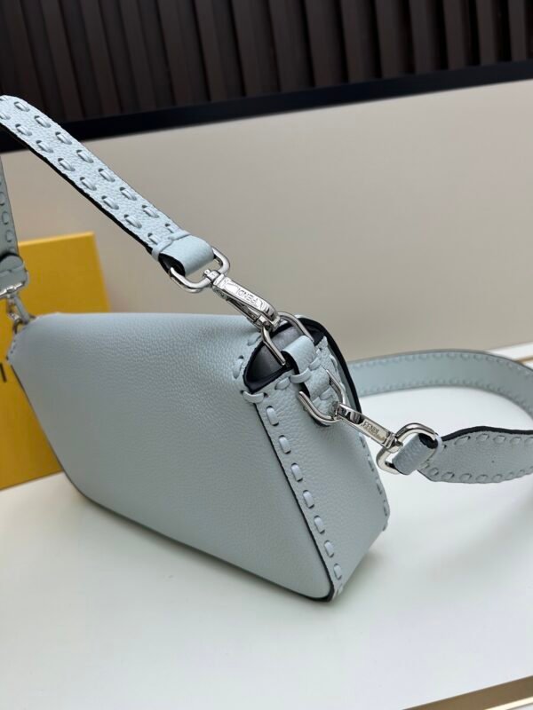 Baguette Cuoio Romano