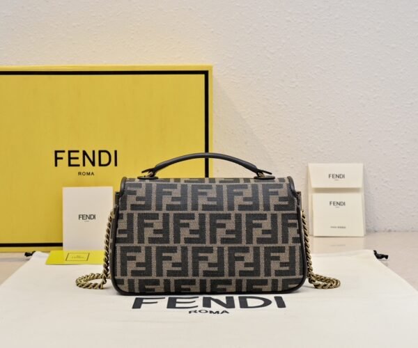 Fendi Baguette Chain Midi