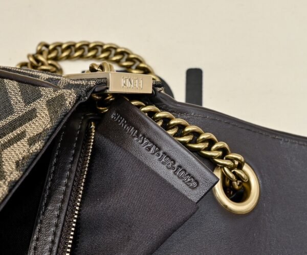 Fendi Baguette Chain Midi