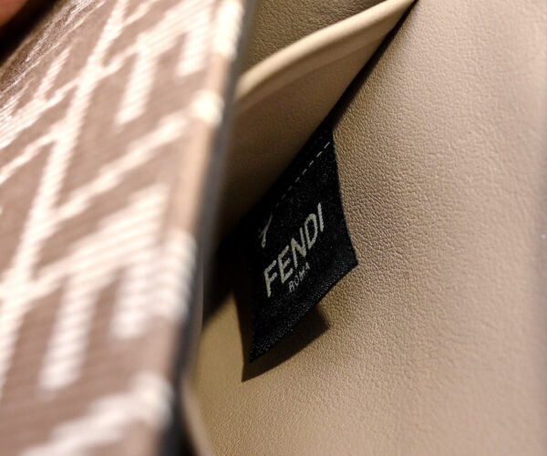 Wallet On Chain Baguette