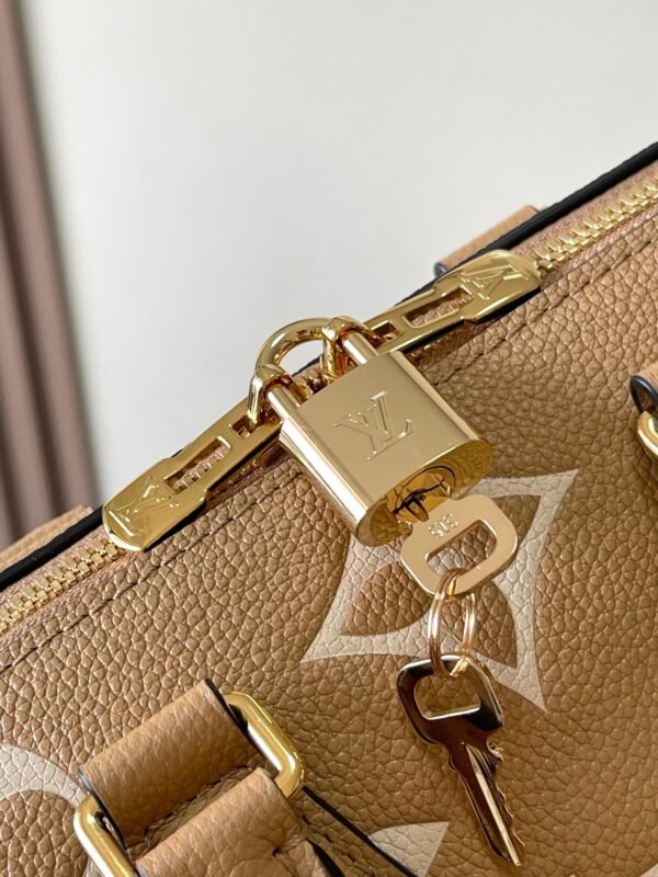 930F19041E1647F0CE4E329AC2BAC370 LV Speedy Bandoulière 20