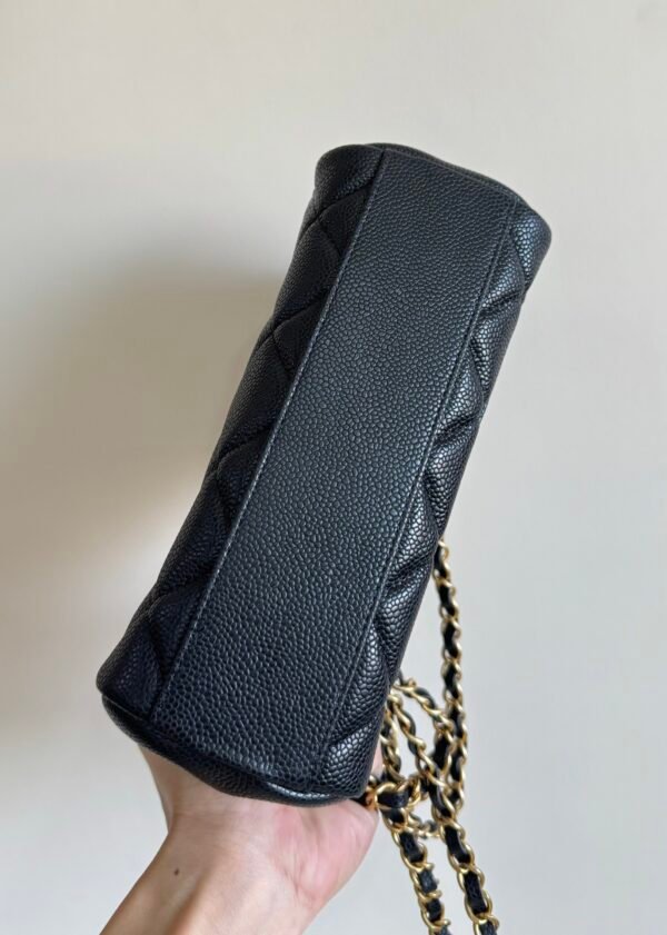 DIA COMMERCE - CHANEL Bowling Bag Small Glossy Caviar Black Gold