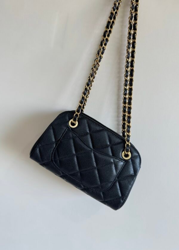 DIA COMMERCE - CHANEL Bowling Bag Small Glossy Caviar Black Gold