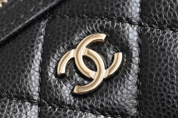 Chanel AP4474 (1) CHANEL Classic chain bag Shiny grained calfskin and gold-tone metal Bowling Bag Black