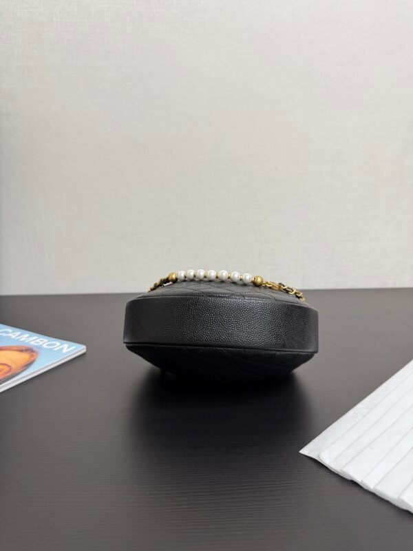 Chanel top handle pearl chain hobo bag AP4584