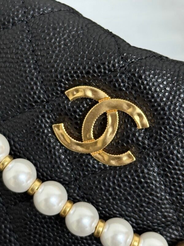 Chanel top handle pearl chain hobo bag AP4584