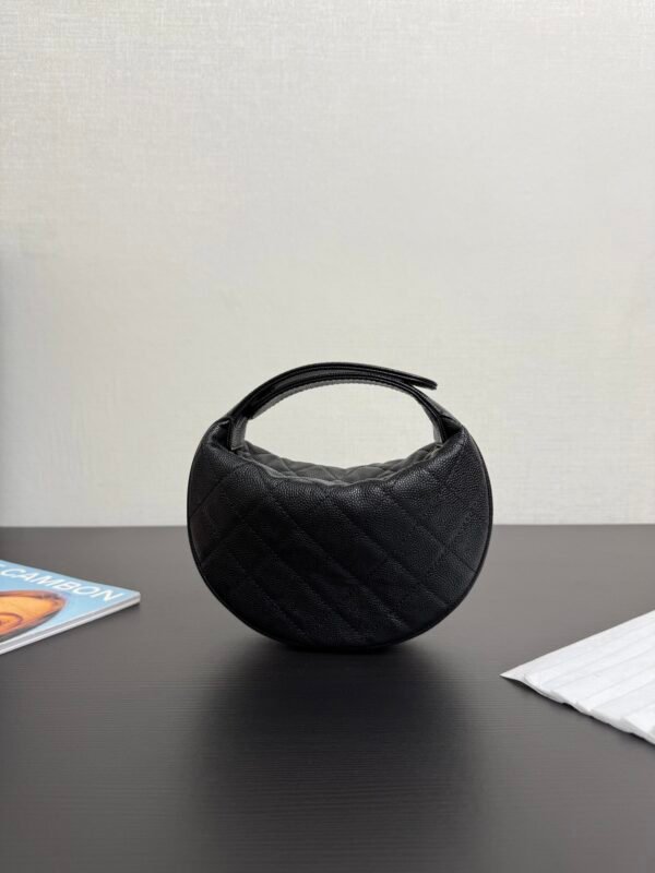 Chanel top handle pearl chain hobo bag AP4584