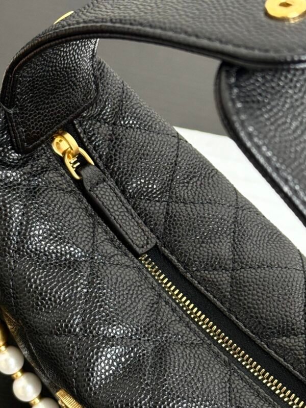 Chanel top handle pearl chain hobo bag AP4584