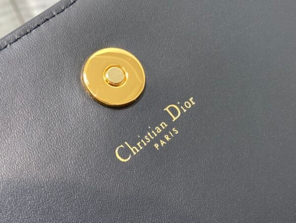 CHRISTIAN DIOR CD Signature Mini Bag