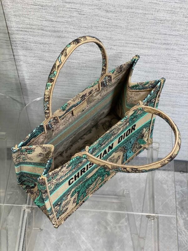 Dior Book Tote-00024 (8) Medium Dior Book Tote