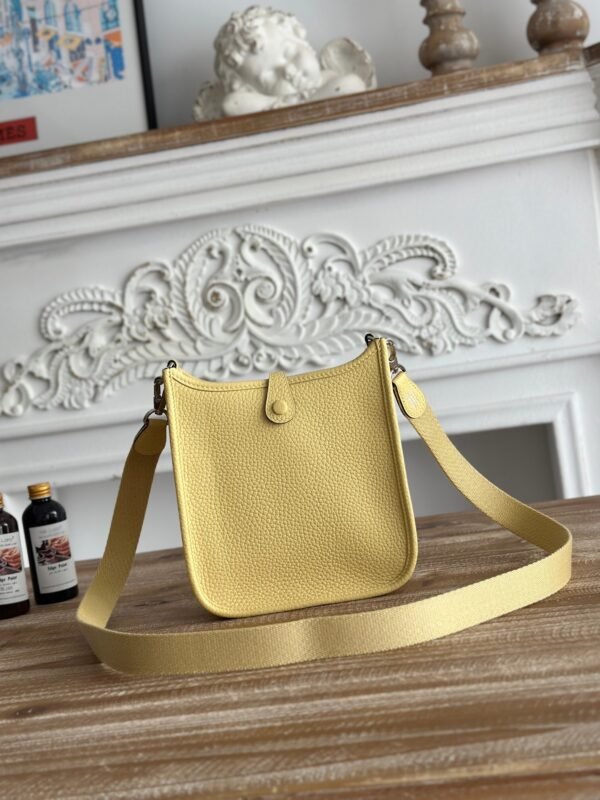 Evelyne 小 黄 银 (4) Hermès Evelyne 16 TPM Evelyne Taurillon Maurice