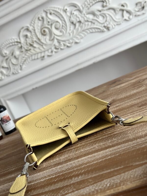 Evelyne 小 黄 银 (8) Hermès Evelyne 16 TPM Evelyne Taurillon Maurice