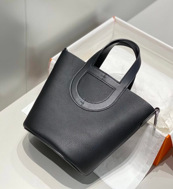 H084274CCAC (2) Hermès In-the-Loop Tote