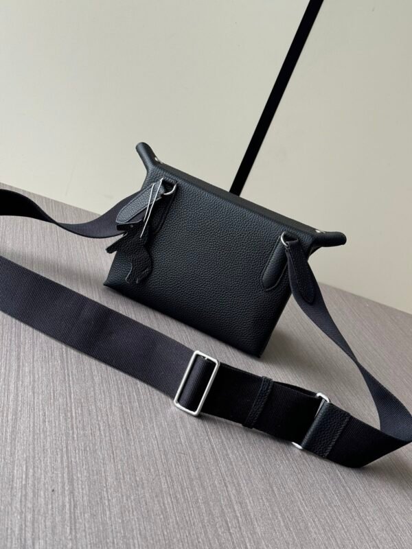 H084283CKAB (8) Hermès Videpoches Shoulder Bag