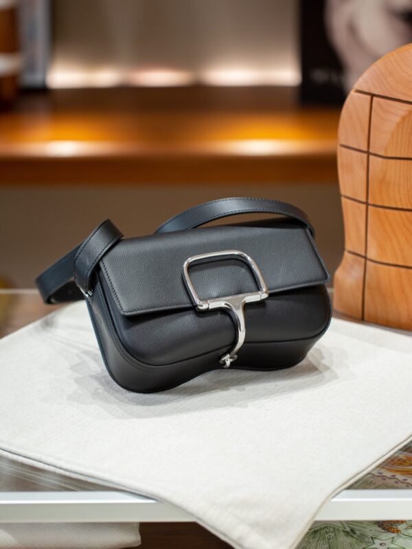 Hermès Della Cavalleria Elan Shoulder Bag