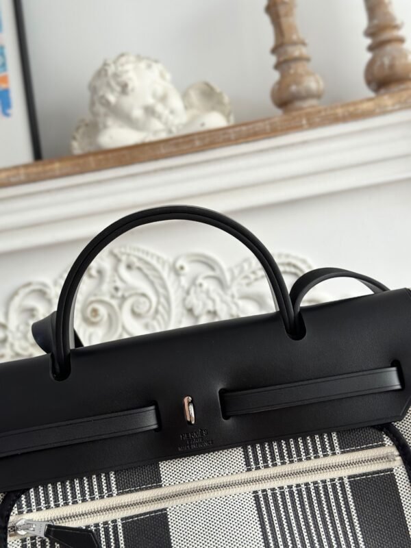 Herbag 31 H Vibration Handbag grey and black (9) Herbag 31 H Vibration Handbag