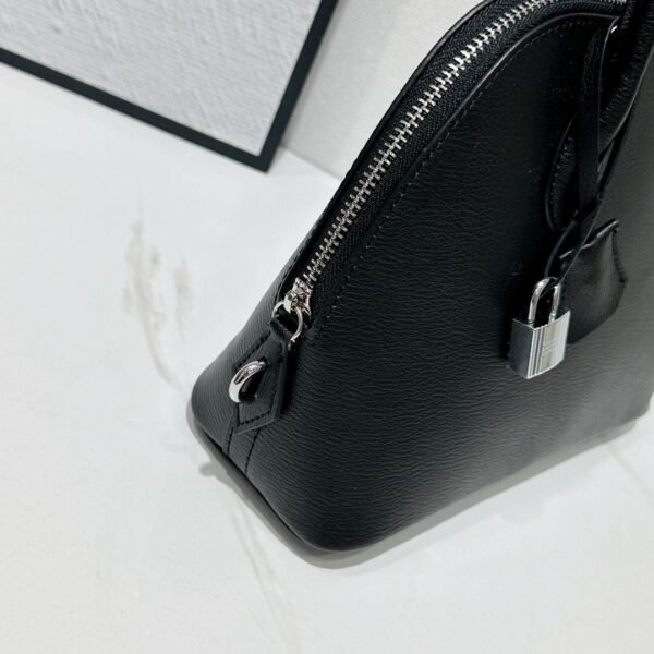 Hermès 1923 Bolide 25 black (1) Hermès 1923 Bolide 25