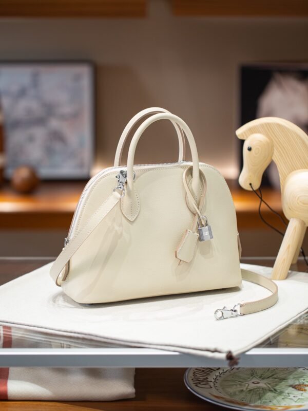 Hermès Bolide 25 white (1) Hermès 1923 Bolide 25