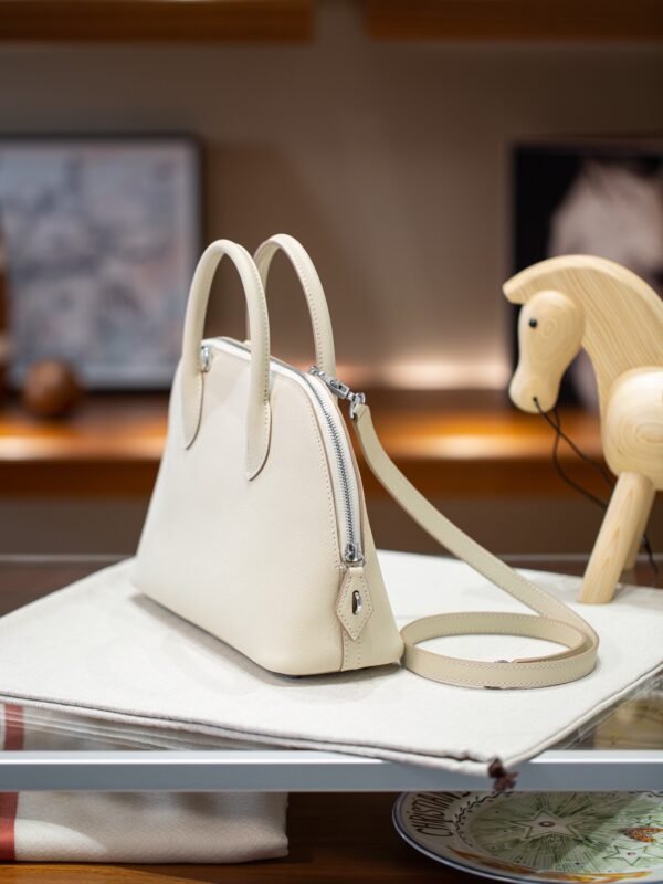 Hermès Bolide 25 white (6) Hermès 1923 Bolide 25