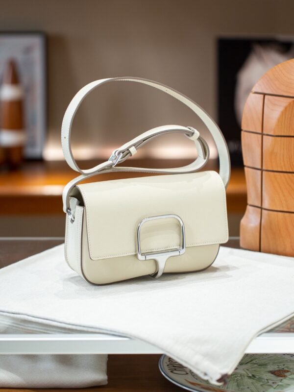 Hermès Della Cavalleria Elan bag white (5) Hermès Della Cavalleria Elan bag