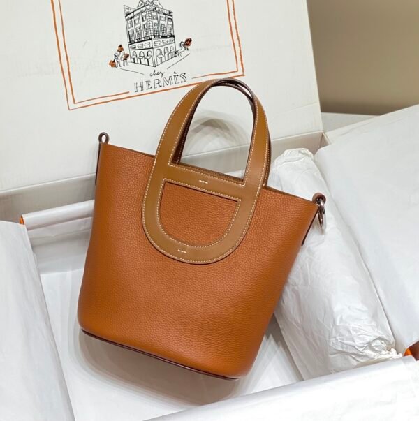 Hermès In-the-Loop 18 bag