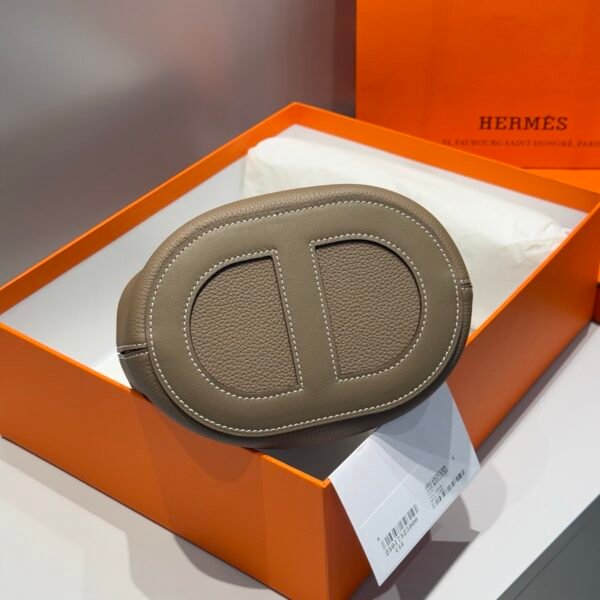 Hermès In-the-Loop 18 bag grey (6) Hermès In-the-Loop 18 bag
