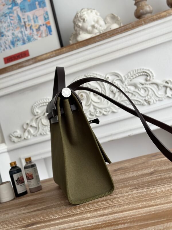 Hermes herbag 31 Bag green (10) Hermes herbag 31 Bag