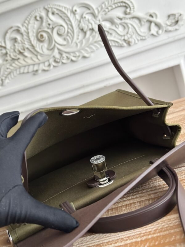 Hermes herbag 31 Bag green (9) Hermes herbag 31 Bag