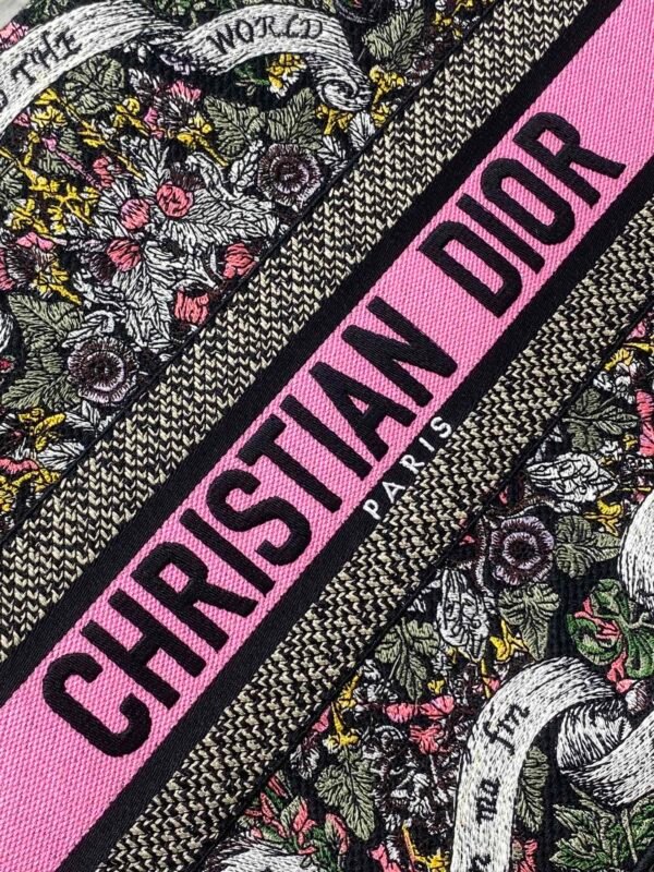 M1286ZEDO_M911-1 (3) Medium Dior Book Tote