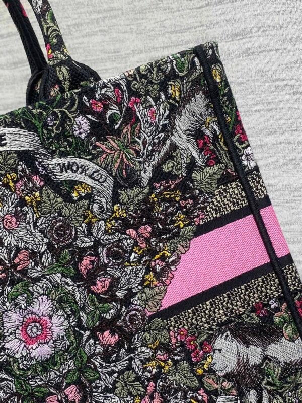 M1286ZEDO_M911-1 (7) Medium Dior Book Tote