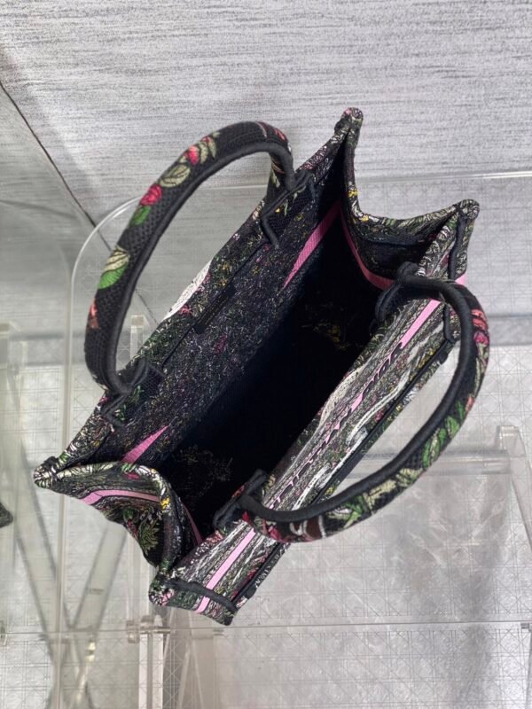 M1286ZEDO_M911-2 (1) Small Dior Book Tote