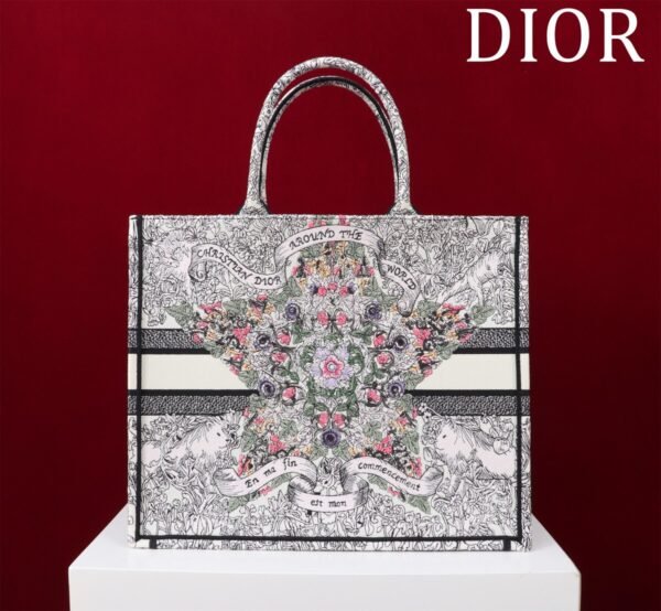 M1296ZEDO_M941-1-L (4) Large Dior Book Tote