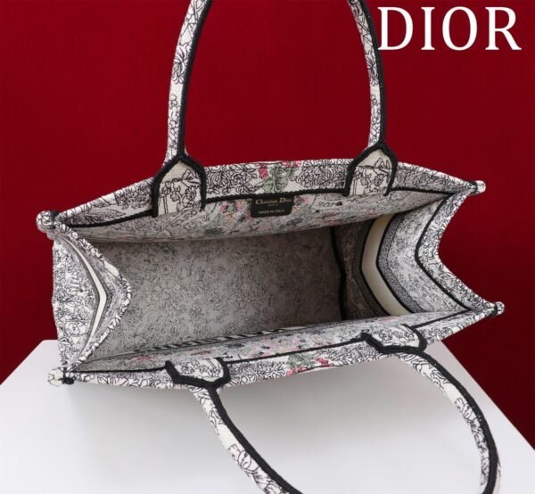 Medium Dior Book Tote