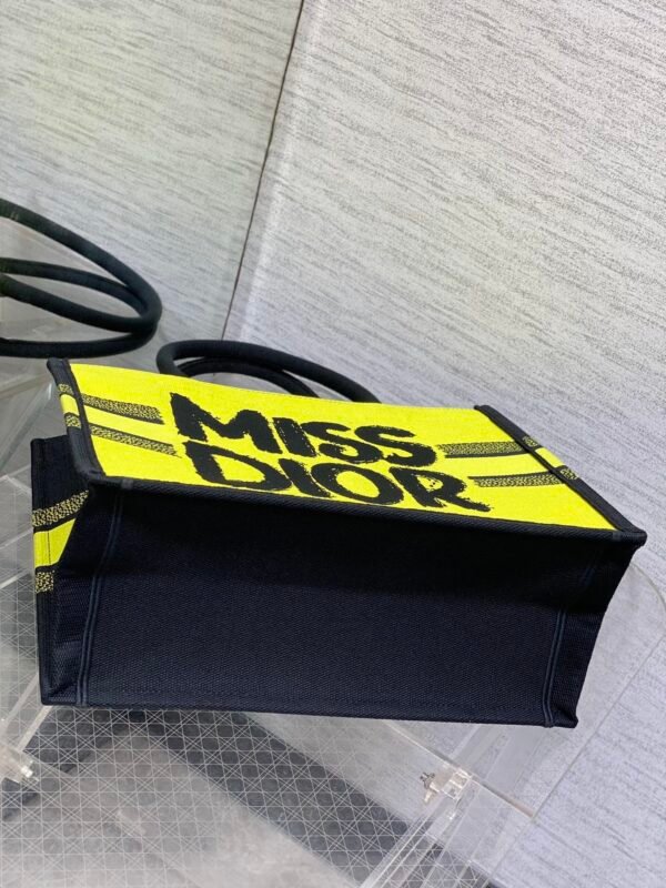 M1296ZEZY_M07I (2) Medium Dior Book Tote yellow