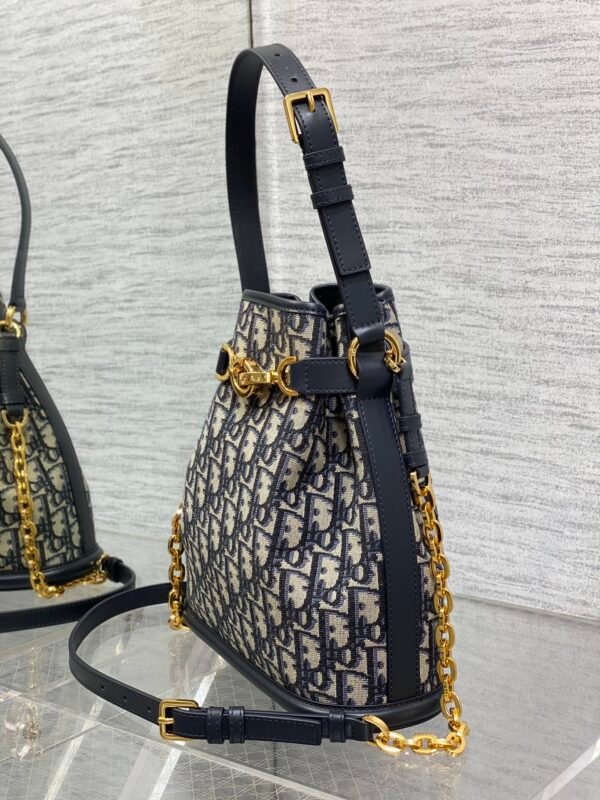 M2271UTZQ_M928 (2) Medium C'est Dior Bag