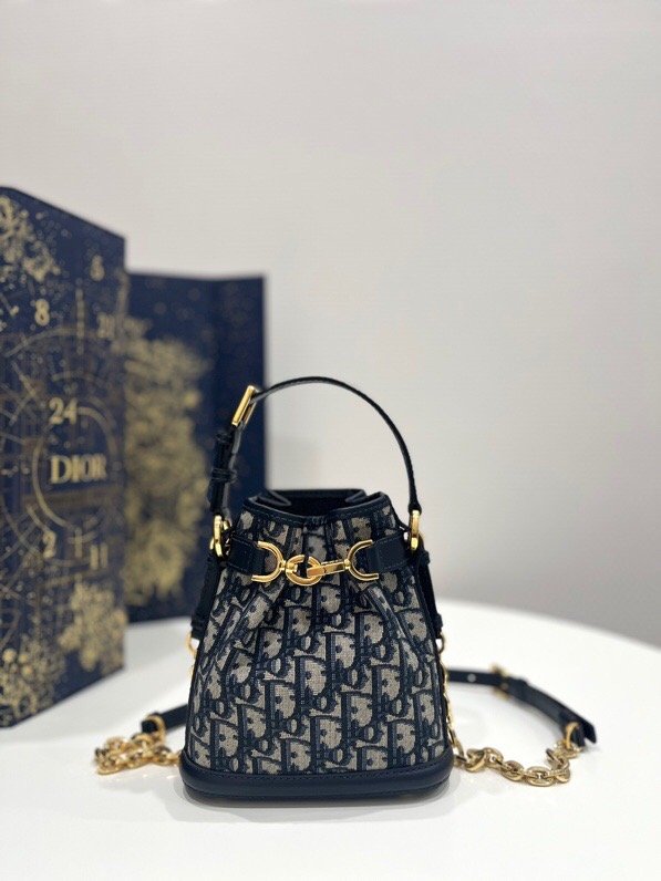 Small C'est Dior Bag Blue Dior Oblique Jacquard Bucket bag