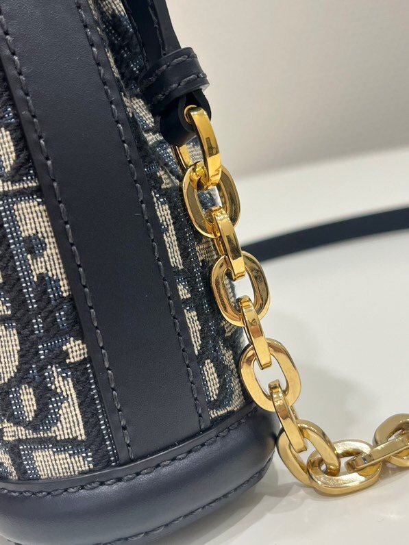 Small C'est Dior Bag Blue Dior Oblique Jacquard Bucket bag